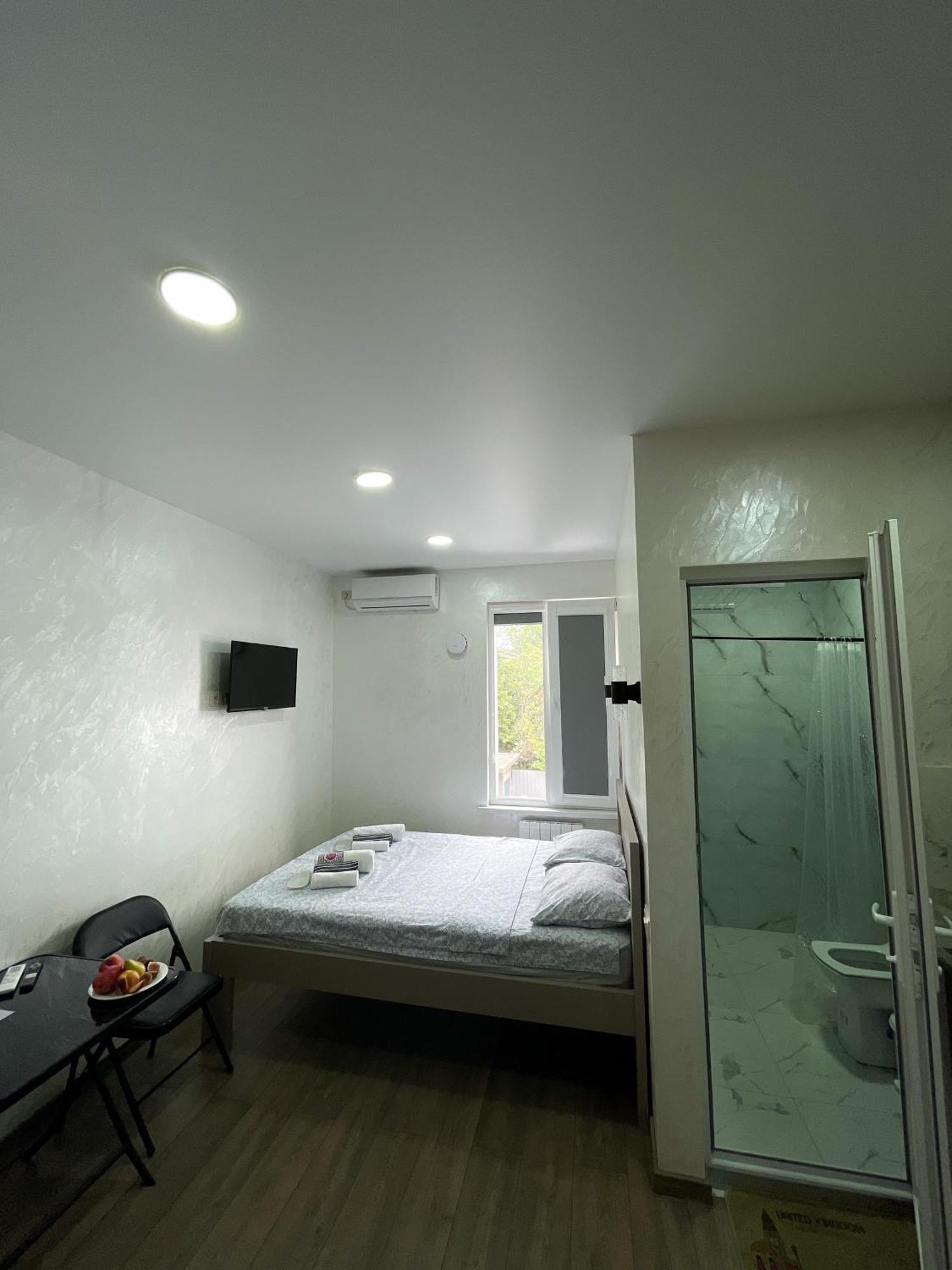 Sun And Moon Aparthotel Batumi Exterior foto